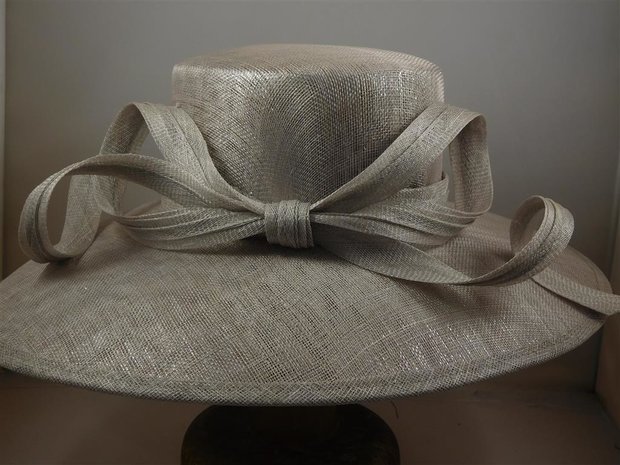 Maddox Occasion Hat Wide Brim Slim Bow PEARL Metallic