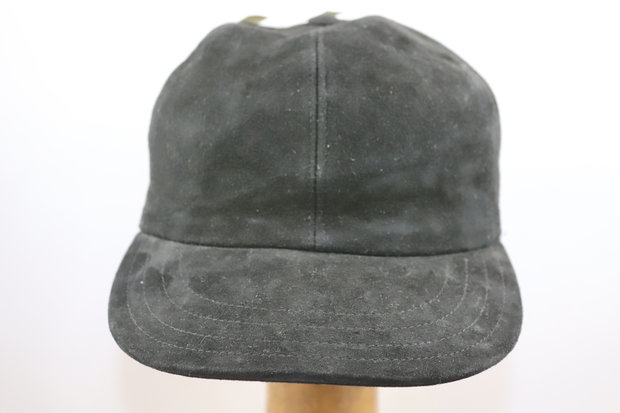 Portaluri Baseballcap Suede Zwart