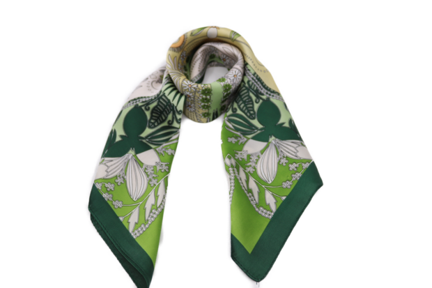 onkar neckerchief sjaal clover satijn green