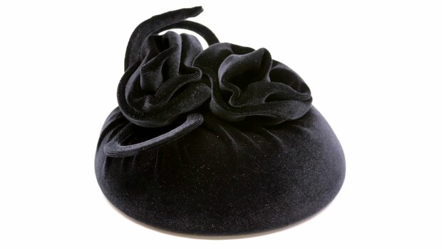 jos van dijck occassion fascinator petit dopje velvet dubbele roos zwart