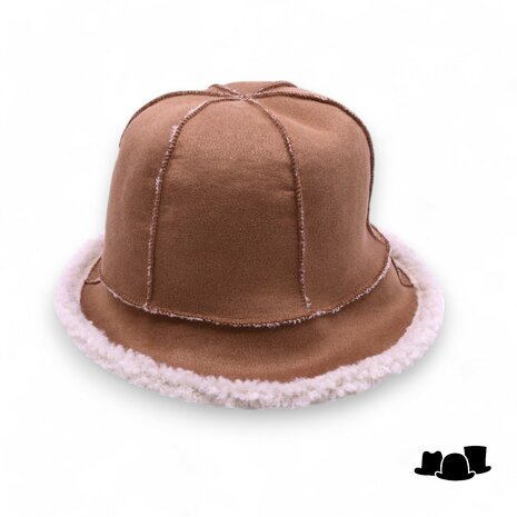 bedacht cloche ariana faux shearling beige