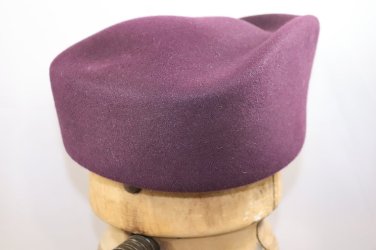 Favorite Occasion Pillbox Furfelt Aubergine