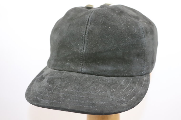 Portaluri Baseballcap Suede Zwart