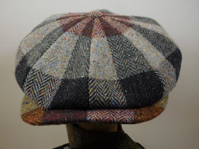 City Sport Newsboy Cap Donegal Tweed Taupe Bordeaux