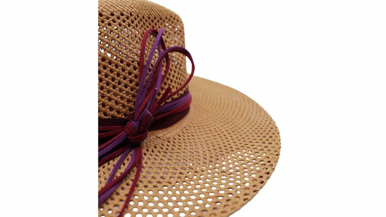 signes bespoke fedora gaudi sol panama tan en bordeaux