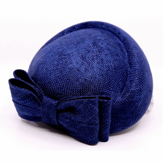 jos van dijck occasion fascinator grote pillbox bow visca marineblauw