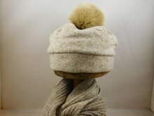 Frasconi Muts Beige Spikkel Pompom