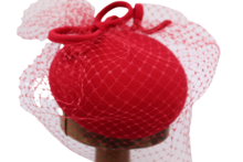 Jos van Dijck Fascinator Wolvilt Strik Voile Rood