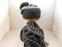 bedacht wool cashmere beanie pompom anthracite