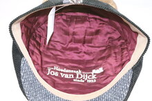 Jos van Dijck Ivy Pet Corduroy Zwart Streep Visgraat