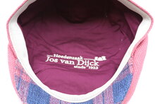 Jos van Dijck Ivy pet framboos rood contrast blauw