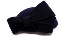 jos van dijck occassion fascinator petit dopje wolvilt dubbele strik navy