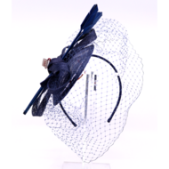 bedacht fascinator valetta sinamay en voile donkerblauw