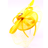 bedacht fascinator valetta sinamay en voile geel