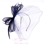 bedacht fascinator tammy strik sinamay en voile donkerblauw