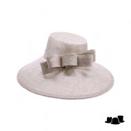 maddox occasion hat asymmetric bol sinamay dubbel strik almond