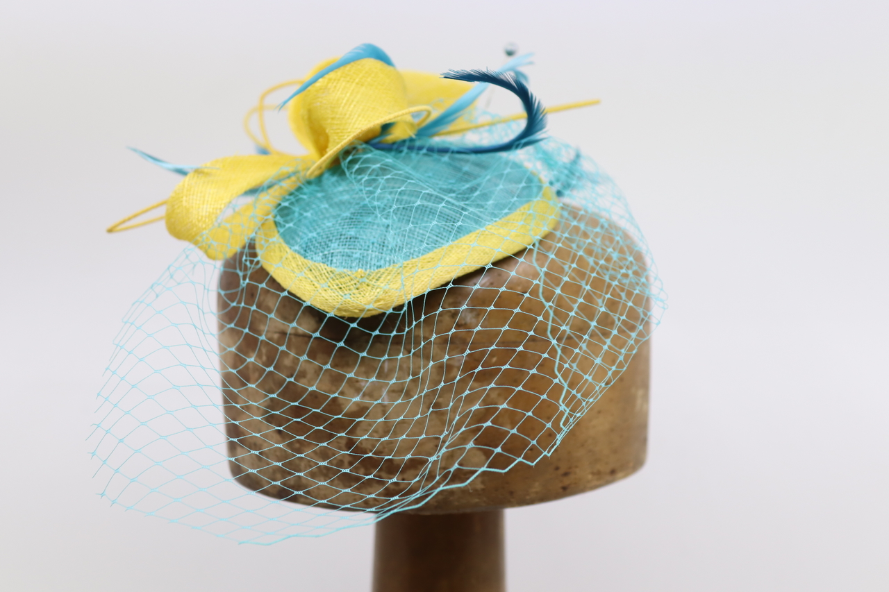 Eigen Atelier Fascinator Teardrop Azur Lemon