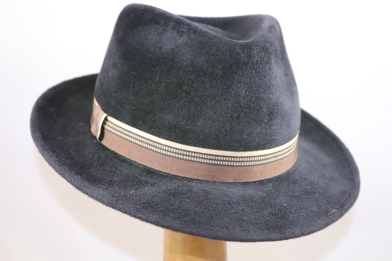 Customized Baldini Trilby Velour Navy