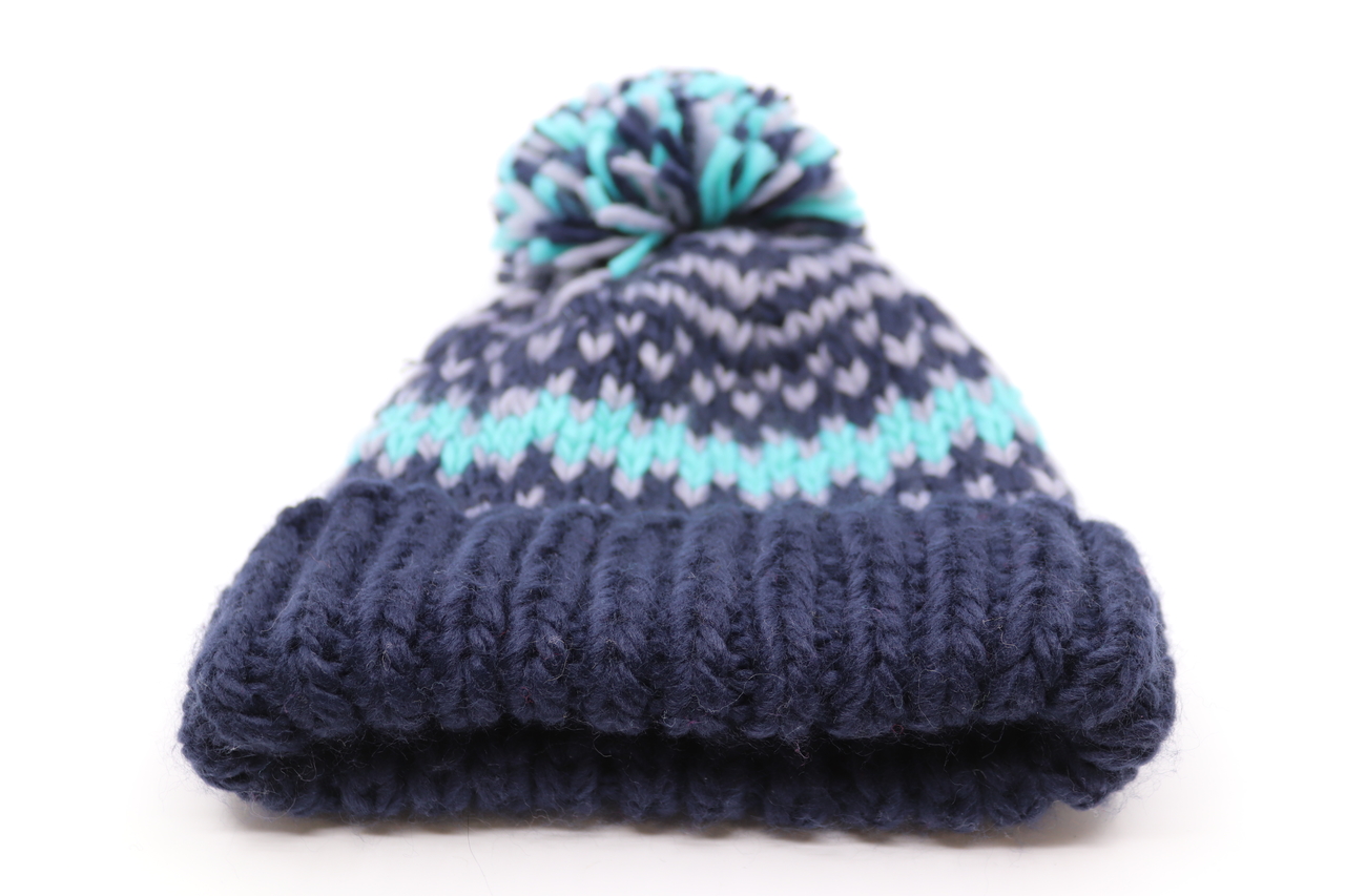 Fiebig knitted kindermuts met pompom Turquoise Grijs en Navy