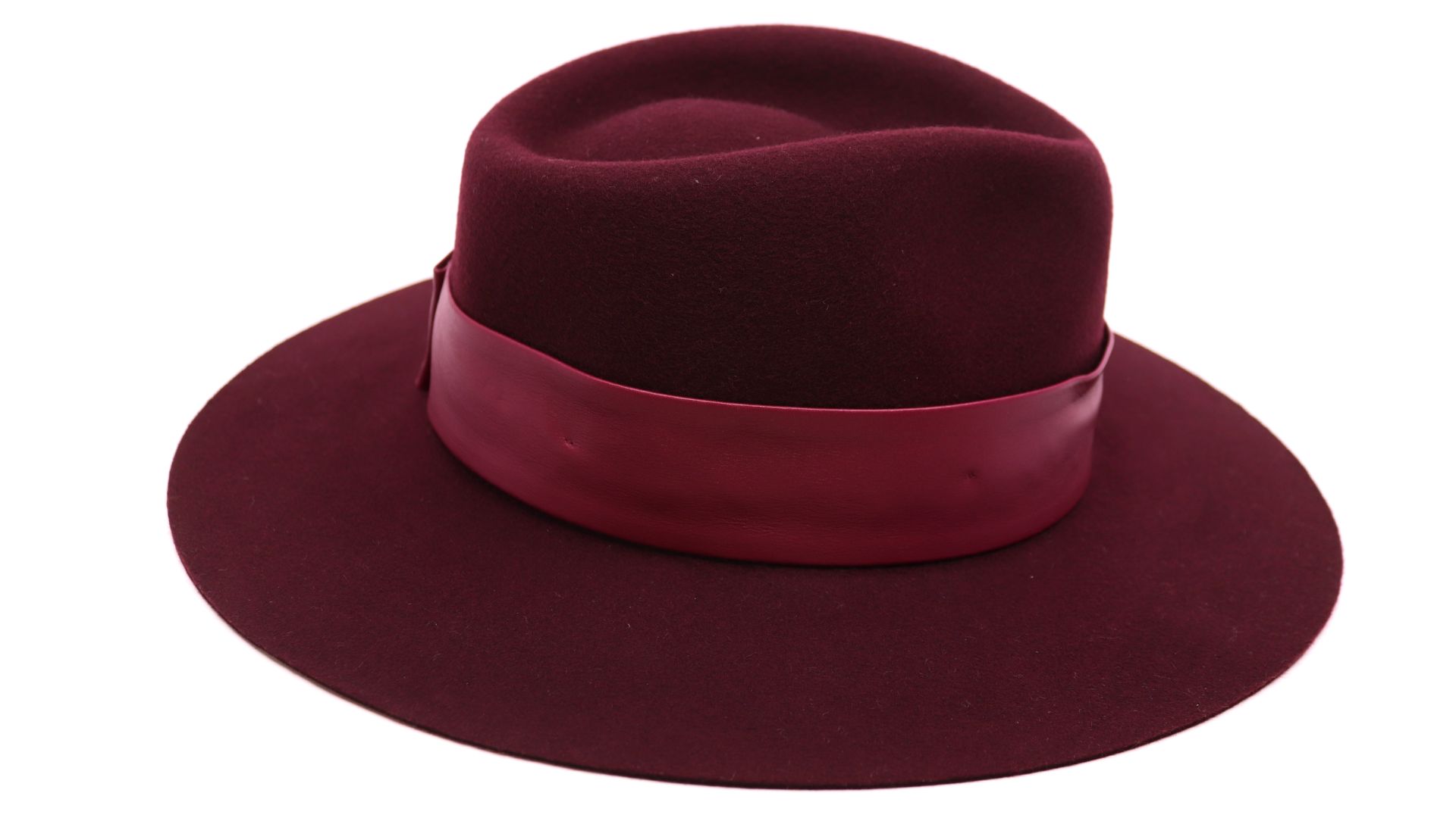 sweet shade by  Signes fedora elton plana wolvilt bordeaux