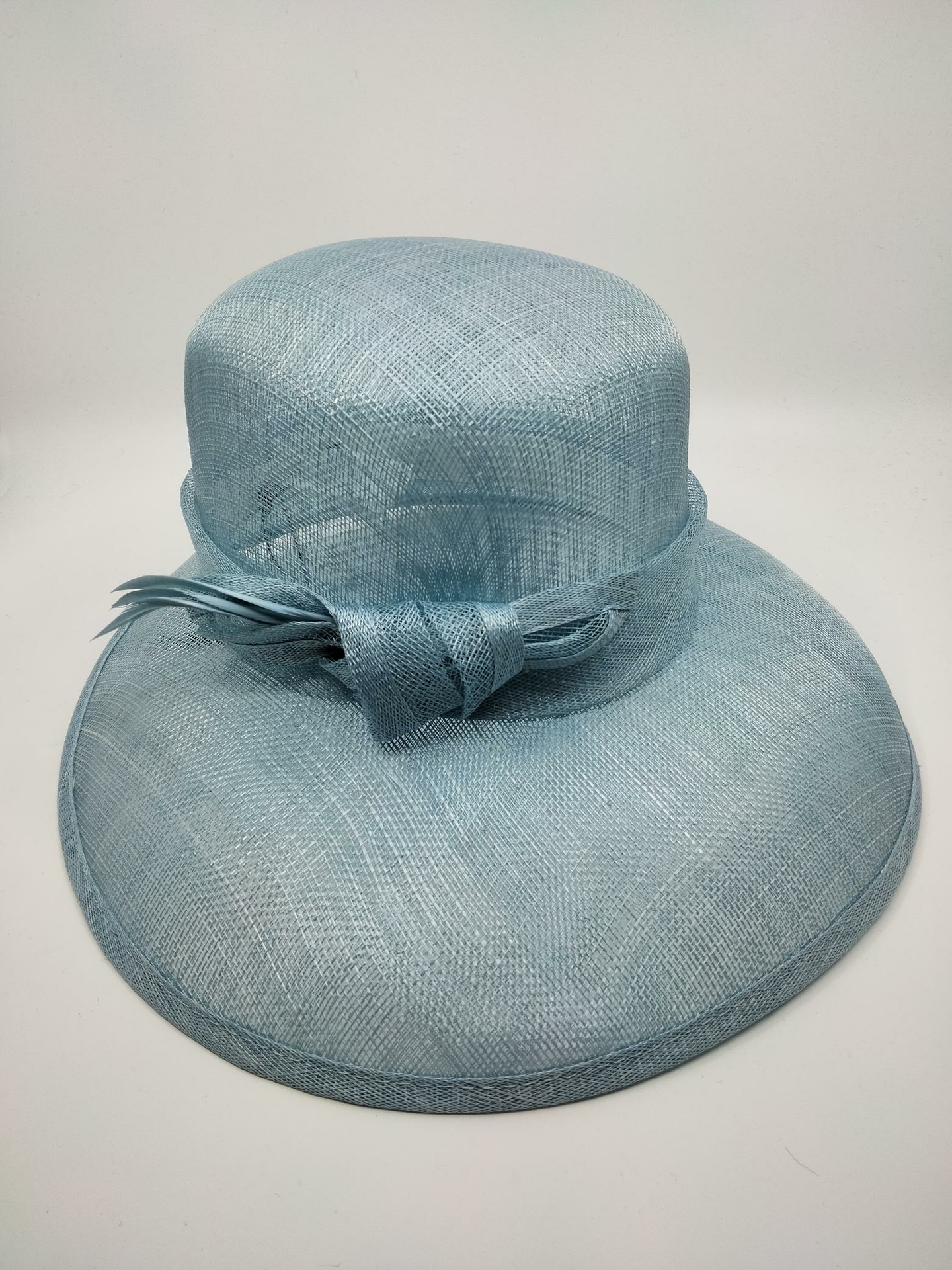 seeberger occasion hat knot sinamay light blue