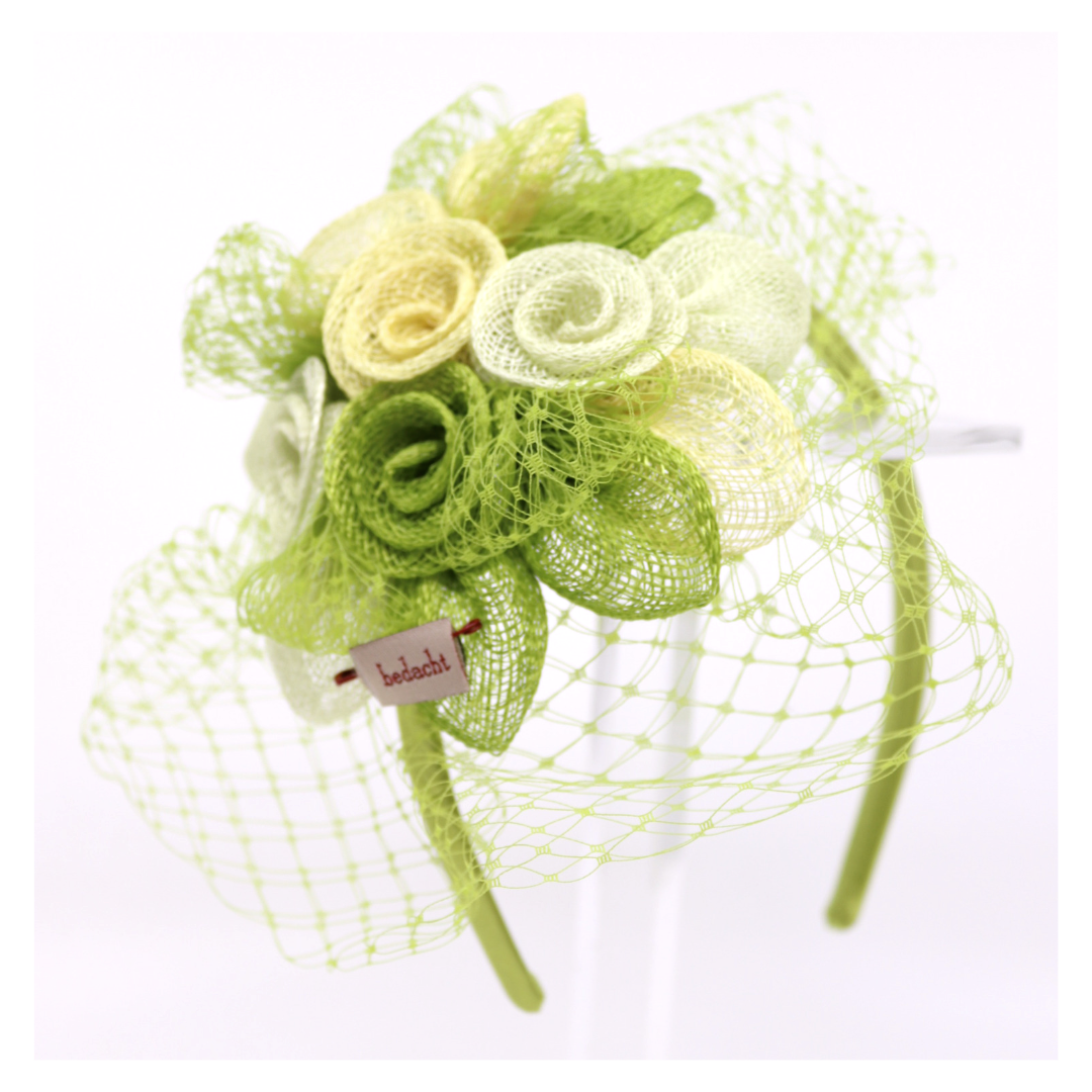 bedacht fascinator flowers sinamay en voile green